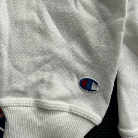 Champion Hoodie - Picture 5 of 6